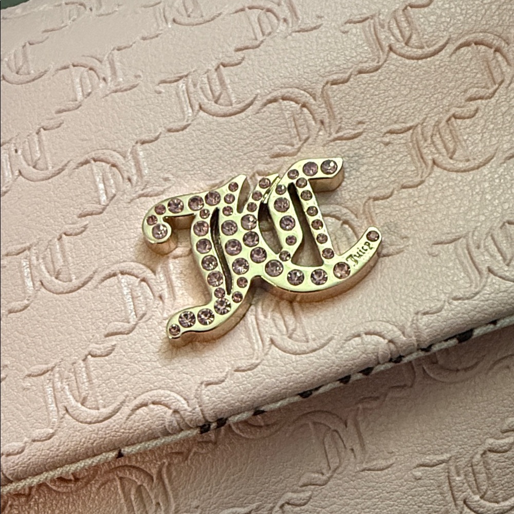 Juicy Couture Pink Wrislet Bag - Picture 2 of 3